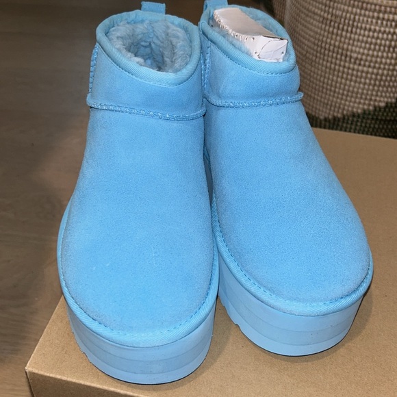 Sky blue baby blue classic ultra mini platform UGG’s - Picture 4 of 9